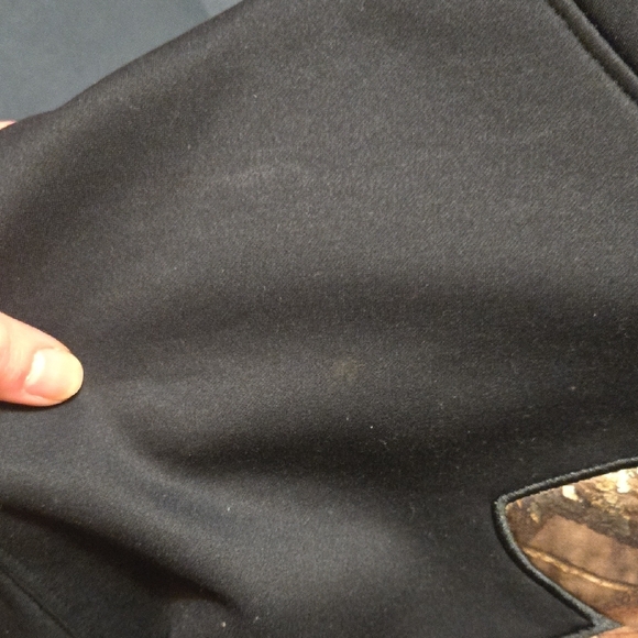 Under Armour Black Hoodie with Camouflage Logo - Picture 3 of 5